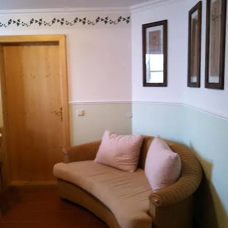 农家乐 菲林霍夫奥内加特公寓